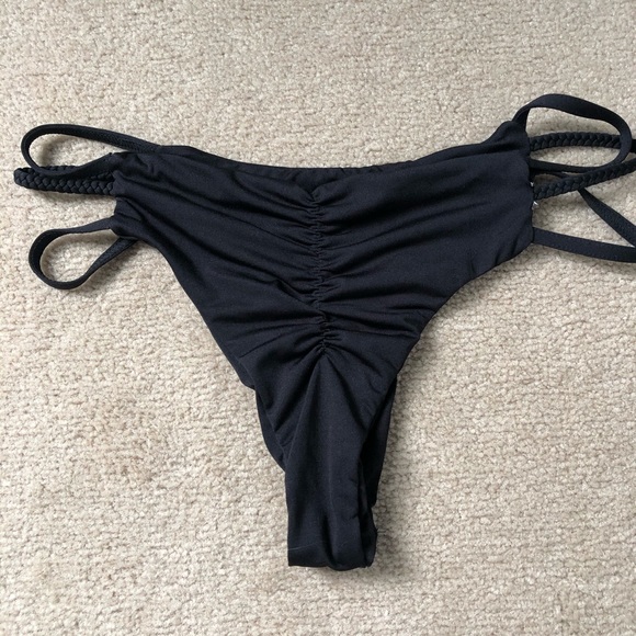 Bikini bottom - Picture 2 of 3